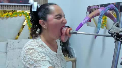 luna_naughty1 online show from May 2026 10:14:02 PM