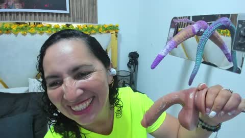 luna_naughty1 online show from June 2026 07:52:01 PM