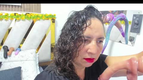 luna_naughty1 online show from June 2026 07:07:01 PM