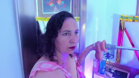 luna_naughty1 online show from June 2026 07:07:01 PM