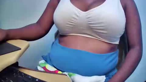 Snapshot of luna_naughty22 chatting on February 2026 02:02:01 PM luna online show from February 2026 02:02:01 PM