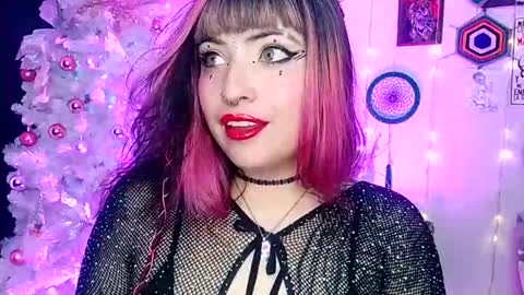 MISS LUNA  online show from December 2024 01:26:01 AM