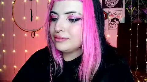 MISS LUNA  online show from February 2025 01:13:01 AM