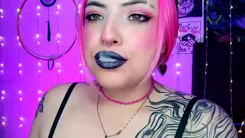 MISS LUNA  online show from February 2025 09:11:01 AM