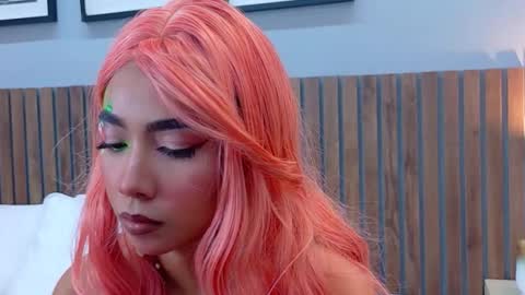 LUNA  online show from February 2026 04:38:01 PM