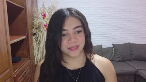 luna_rousse26 online show from June 2026 12:29:01 PM