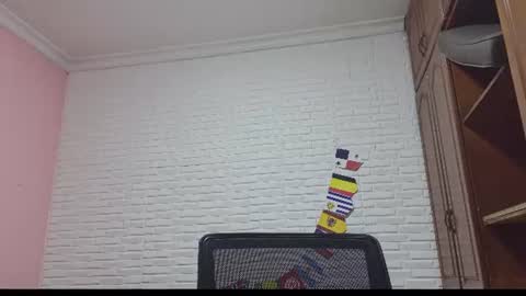 luna_rousse26 online show from July 2026 04:34:01 PM