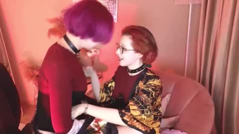 Luna online show from October 2025 10:29:02 PM