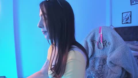 Snapshot of luna_tagliaferri chatting on January 2026 08:29:01 PM Luna online show from January 2026 08:29:01 PM