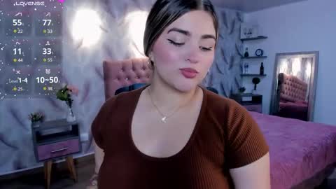 Snapshot of luna_volk chatting on November 2025 03:01:02 AM Luna online show from November 2025 03:01:02 AM