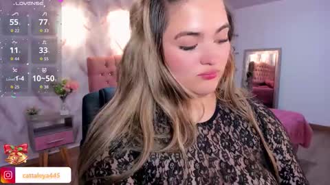 Snapshot of luna_volk chatting on November 2025 03:09:02 AM Luna online show from November 2025 03:09:02 AM