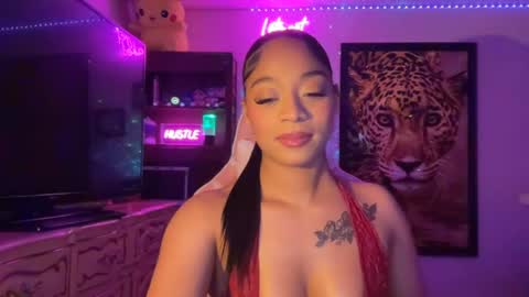 lunaa_11 online show from July 2026 07:28:02 AM