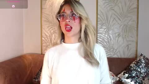 Snapshot of lunaagrey_ chatting on October 2025 04:12:02 AM Luna online show from October 2025 04:12:02 AM