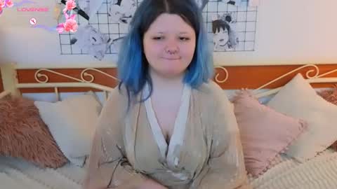 Luna online show from April 2026 05:33:01 AM