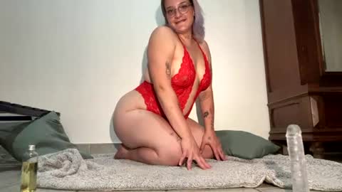 lunab4bygirl online show from June 2026 07:18:02 PM