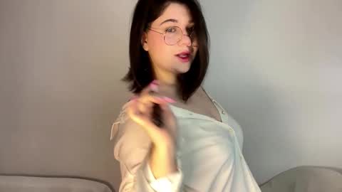 Luna online show from March 2026 07:47:02 AM