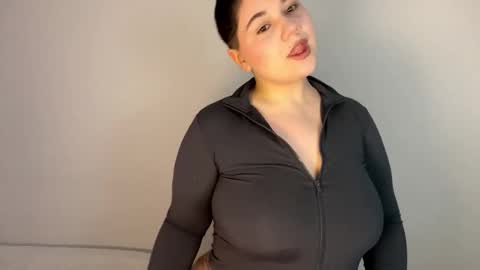 Luna online show from March 2026 07:36:01 AM