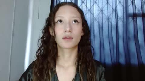 Snapshot of lunaembercs chatting on January 2026 03:36:01 PM Luna online show from January 2026 03:36:01 PM