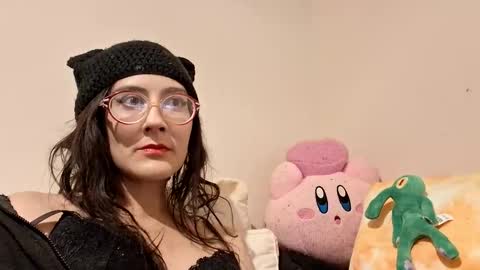 Snapshot of lunafreya92 chatting on March 2026 01:50:01 AM Freya online show from March 2026 01:50:01 AM