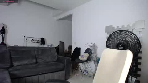 Snapshot of lunagardners chatting on February 2025 02:59:02 AM lunagardners online show from February 2025 02:59:02 AM