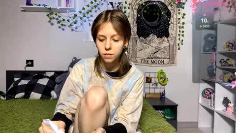 luna online show from April 2026 08:14:01 PM