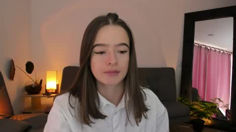 Luna online show from May 2026 07:30:01 PM