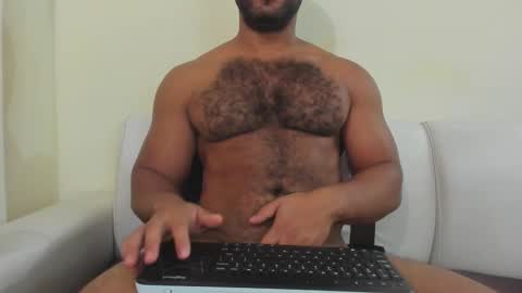 Luna online show from November 2025 09:42:01 AM