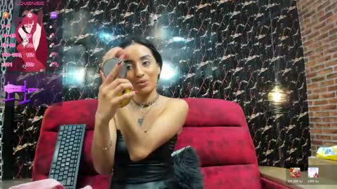 Luna  online show from May 2026 12:09:02 PM