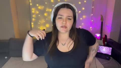 Hi  im Dirrie ntmu  online show from February 2026 03:07:02 AM