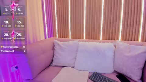 lunamillers_ online show from May 2026 05:03:01 AM
