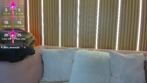 lunamillers_ online show from June 2026 04:21:02 AM