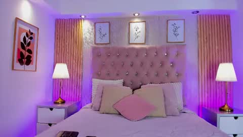 lunamillers_ online show from July 2026 04:37:01 AM