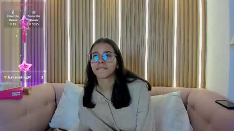 lunamillers_ online show from July 2026 04:15:01 AM