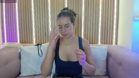 lunamillers_ online show from July 2026 04:20:02 AM