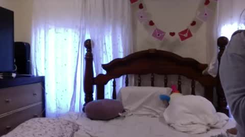 Snapshot of lunamivida chatting on February 2026 08:18:02 PM karazorel online show from February 2026 08:18:02 PM