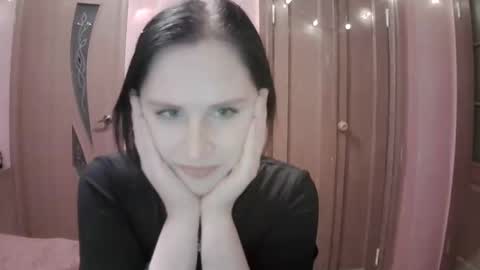 lunamystique_ online show from January 2025 07:46:01 PM