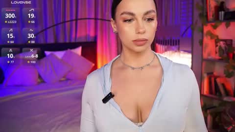 Luna  next streams Mon Fri Sat Sun 8pm-5am gmt0 online show from December 2025 08:59:02 PM