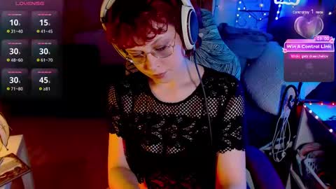 Snapshot of lunaoddity chatting on February 2025 08:56:01 PM Luna online show from February 2025 08:56:01 PM