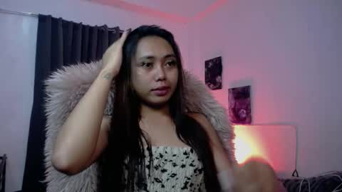 Luna online show from April 2026 03:50:02 PM