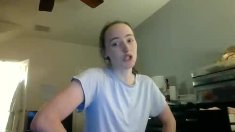 lunapixie2020 online show from May 2026 12:52:01 AM