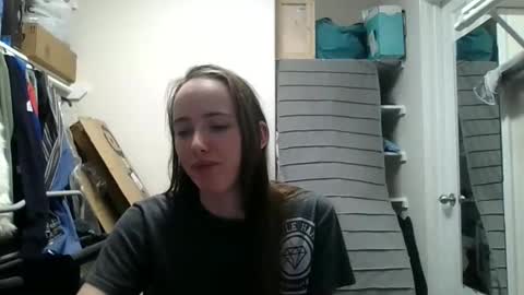 lunapixie2020 online show from May 2026 11:32:01 PM