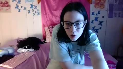 Snapshot of lunaquinn45 chatting on January 2026 03:16:01 PM lunaquinn45 online show from January 2026 03:16:01 PM