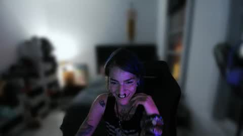 lunaraccoona online show from June 2026 02:12:01 AM