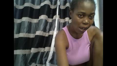 lunargoddess45 online show from May 2026 10:33:01 AM
