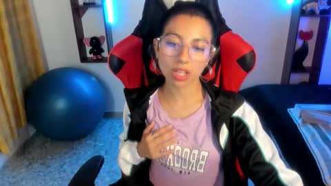 Snapshot of lunarichy chatting on October 2025 09:47:02 PM lunarichy online show from October 2025 09:47:02 PM