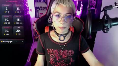 Snapshot of lunarichy chatting on December 2025 10:26:02 PM lunarichy online show from December 2025 10:26:02 PM