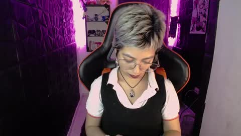 Snapshot of lunarichy chatting on February 2026 08:47:01 PM lunarichy online show from February 2026 08:47:01 PM