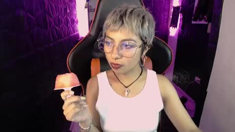 Snapshot of lunarichy chatting on February 2026 08:09:02 PM lunarichy online show from February 2026 08:09:02 PM