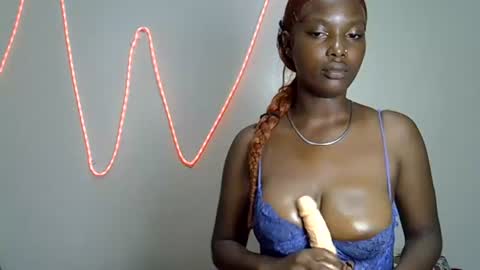 Luxee online show from July 2026 04:44:01 PM