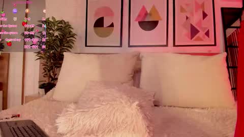 Luna Ruso  online show from March 2026 07:54:01 PM